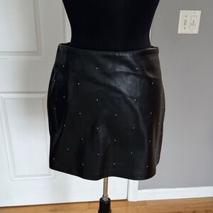 House of Harlow 1960 Elegant Black Studded Skirt NWOT